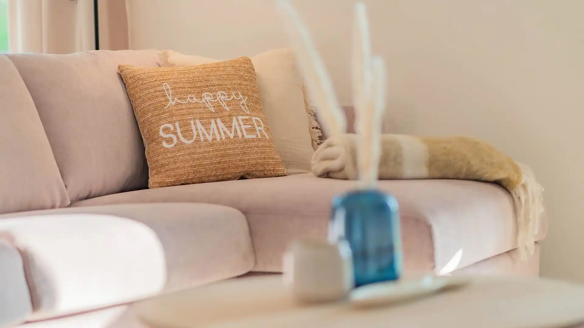 Blaubarschbude Kölpinsee Detail Wohnbereich